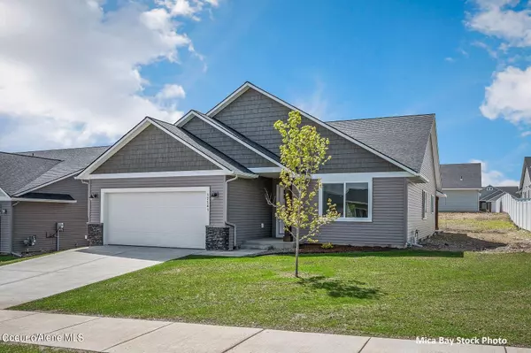 6259 W Bowmore Lane, Rathdrum, ID 83858