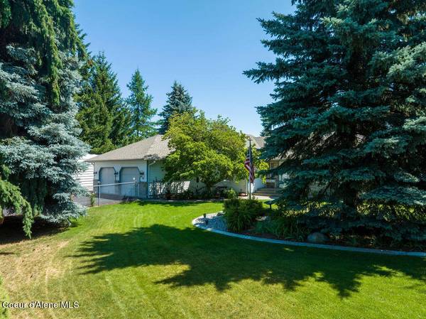 7552 N VALLEY ST, Dalton Gardens, ID 83815