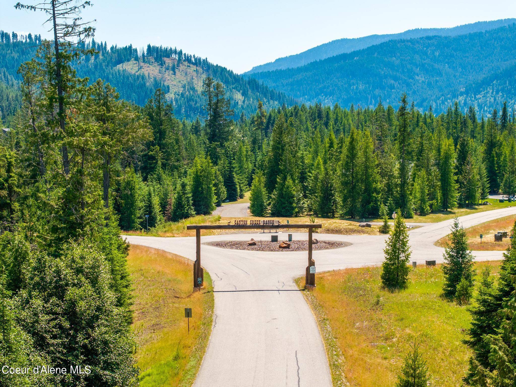 Sagle, ID 83860,609 Grouse Mountain Rd