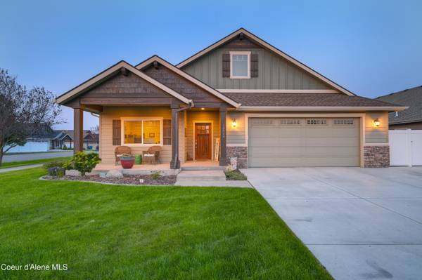 10528 N BARCELONA ST, Hayden, ID 83835