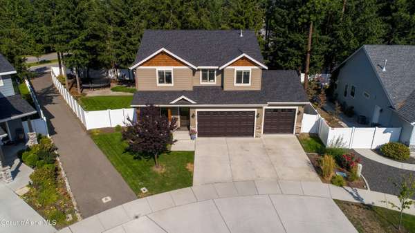 7118 N. GLENSFORD DR., Coeur d'Alene, ID 83815