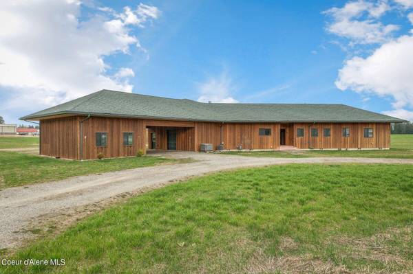 64 Heights LOOP,  Bonners Ferry,  ID 83805