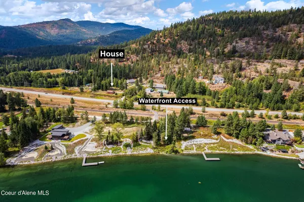 Laclede, ID 83841,30 Robertson Rd