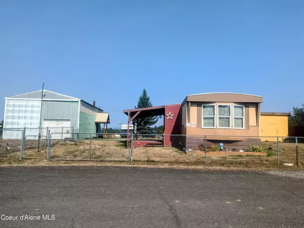 93 W 9th Street,  Fernwood,  ID 83830