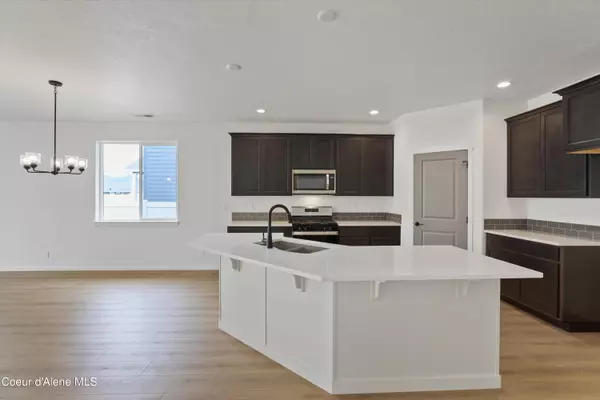 Rathdrum, ID 83858,6231 Astoria LOOP