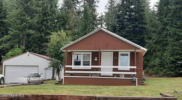 559 Eighth St, Mullan, ID 83846