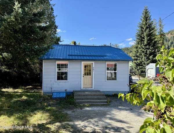 501 School St, Mullan, ID 83846