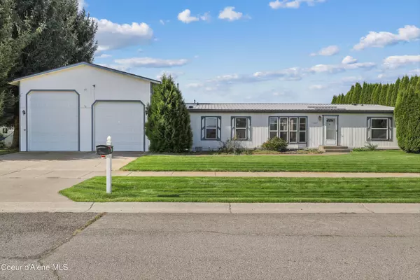 14205 N Cascade St, Rathdrum, ID 83858