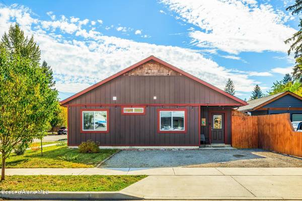 1201 Chestnut St, Sandpoint, ID 83864