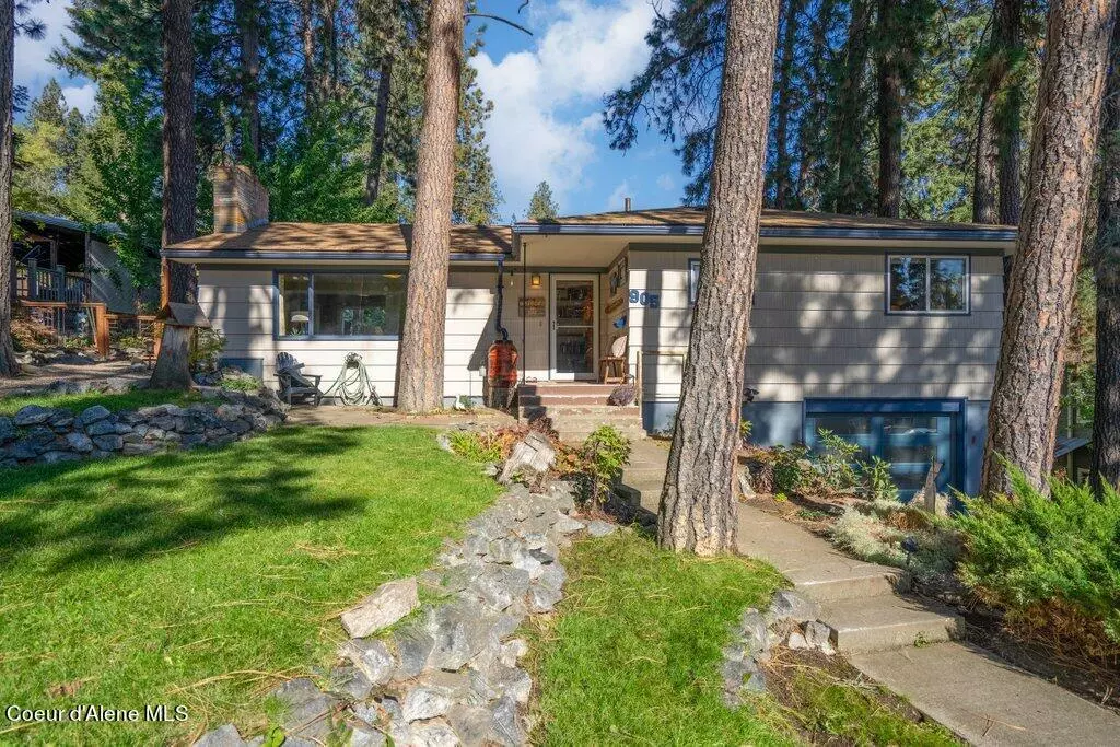 Coeur d'Alene, ID 83814,905 E Hastings Ave