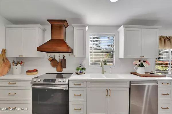 Post Falls, ID 83854,1920 E STRAND AVE