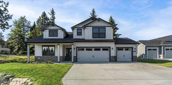 641 E Ripatti WAY, Hayden, ID 83835