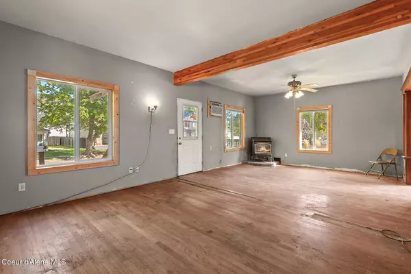 Coeur d'Alene, ID 83814,1312 E Lakeside Ave