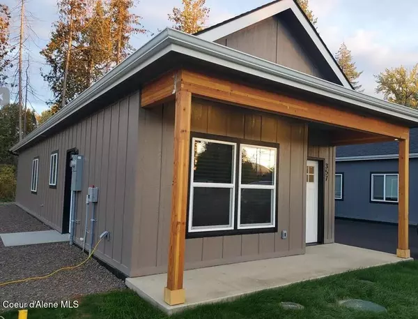 Ponderay, ID 83852,357 Jasper LOOP