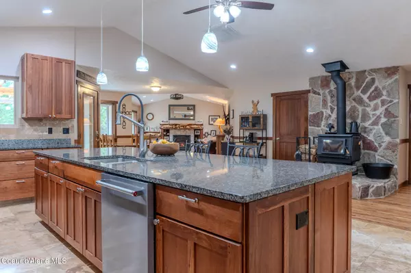 Athol, ID 83801,10570 E FAR CRY RD