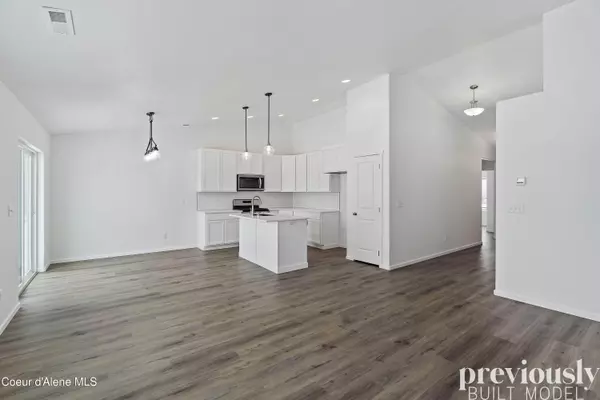 Rathdrum, ID 83858,6004 PELICAN LOOP