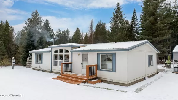 474 Golden Gate Rd, Priest River, ID 83856