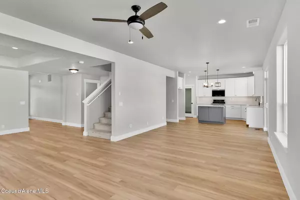 Rathdrum, ID 83858,9120 BEDWELL ST