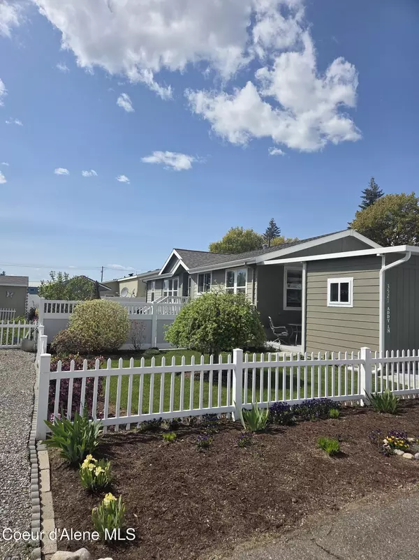 Coeur d'Alene, ID 83815,3521 N ADDY LN