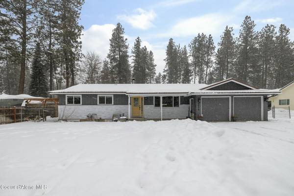 4075 E EVERGREEN DR, Post Falls, ID 83854