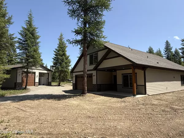 57 Carbonate Ln, Oldtown, ID 83822