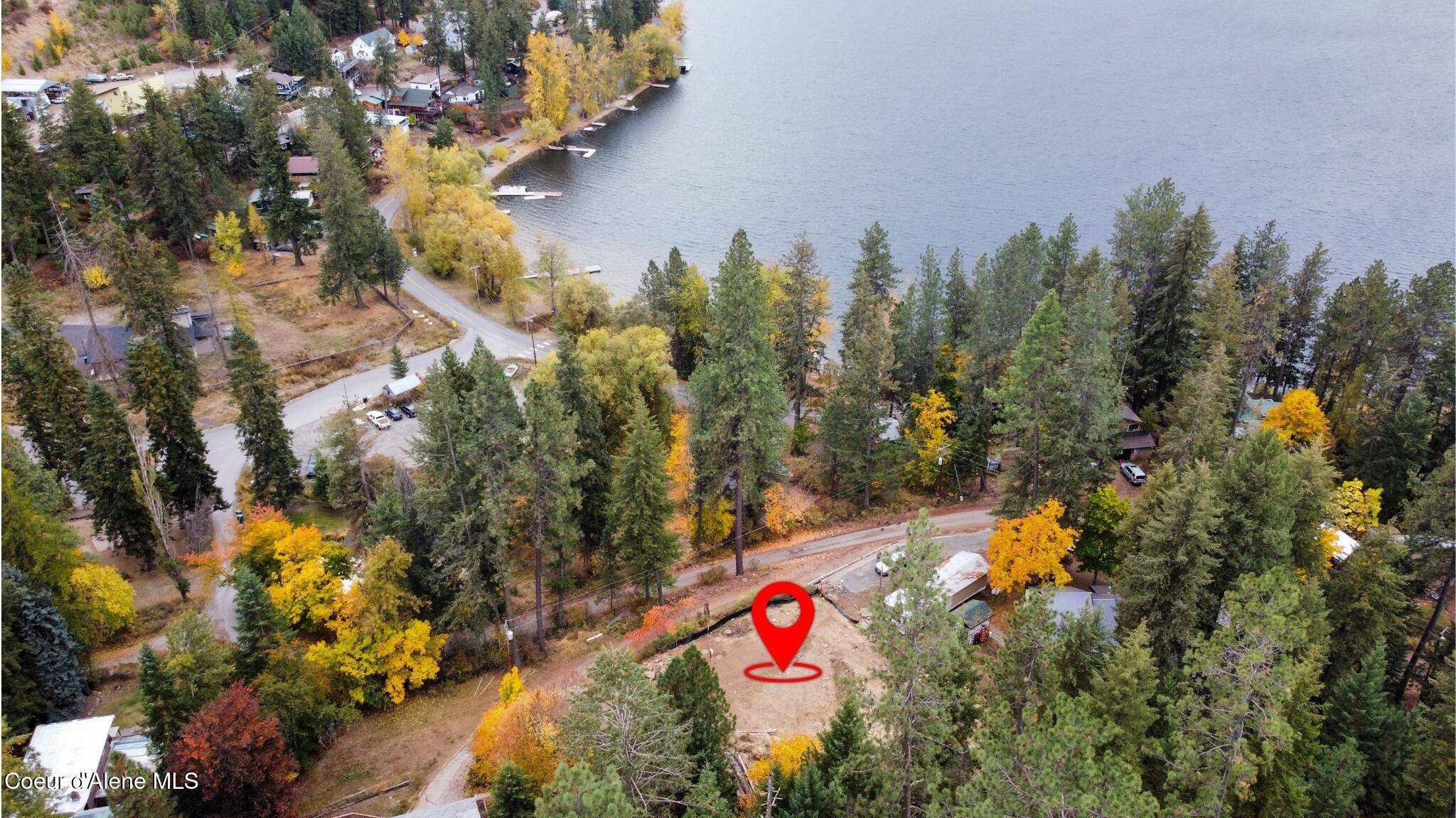 12076 N Wildwood Point Rd, Hauser, ID 83854