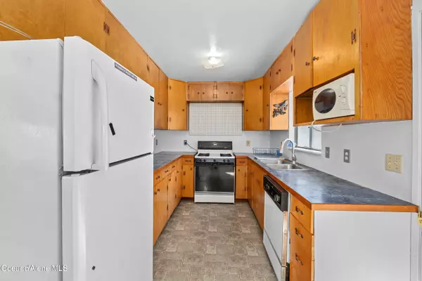 Priest River, ID 83856,1920 W Settlement RD