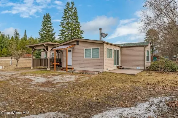 Laclede, ID 83841,64 Campbell Loop