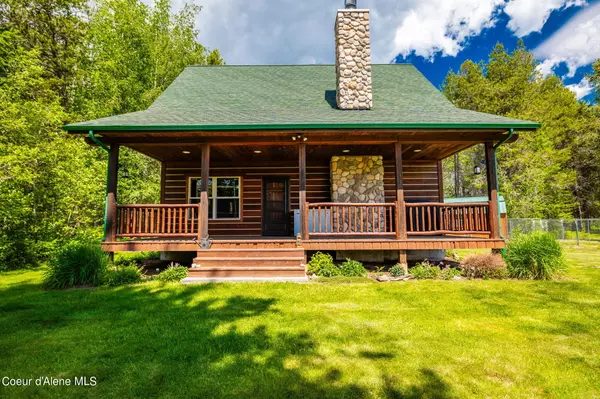 Naples, ID 83847,449 Gold Rd