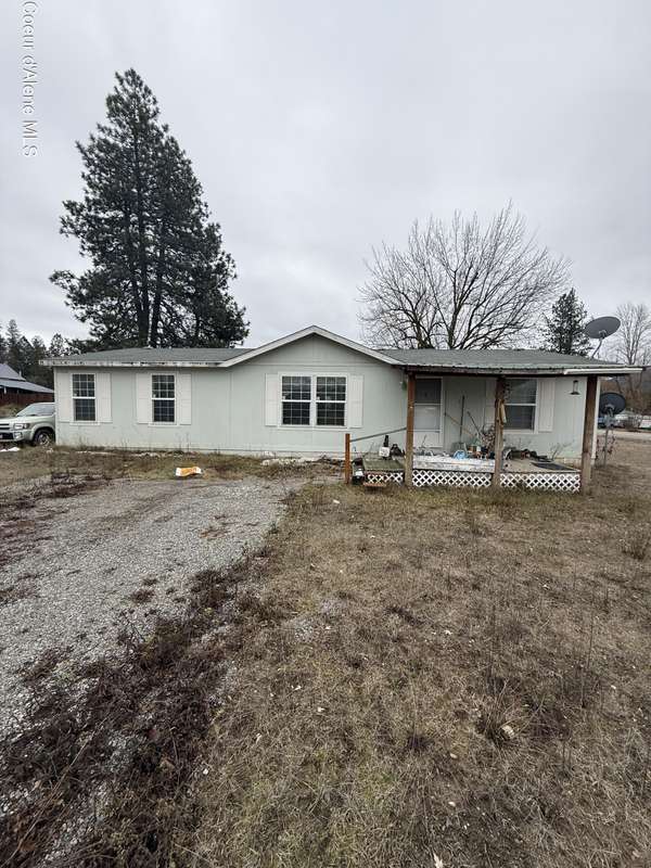 443 Rusho LN, Blanchard, ID 83804