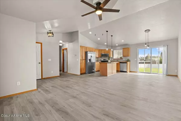 Coeur d'Alene, ID 83815,1374 W BERING AVE