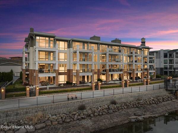 415 W WATERSIDE DR ##104, Post Falls, ID 83854