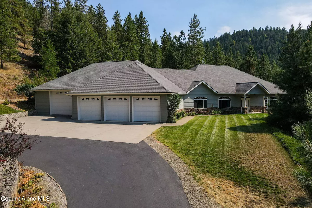 Coeur d'Alene, ID 83814,1358 S STARLIGHT DR