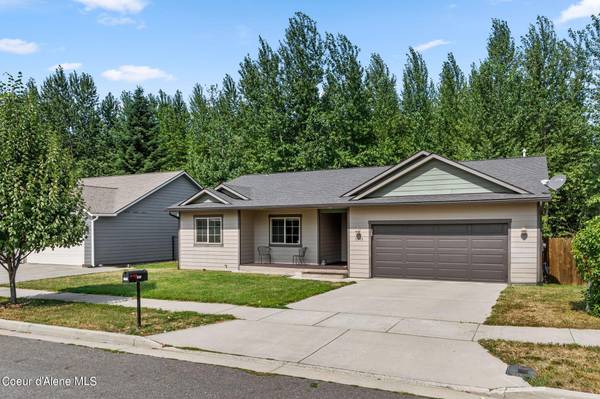 1301 Honeysuckle Ave, Sandpoint, ID 83864