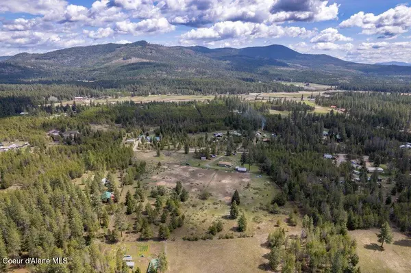 Priest River, ID 83856,822 Estates LOOP