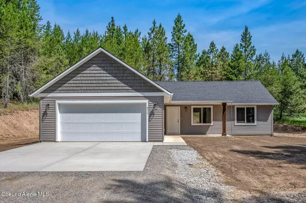 211 Rain Dr, Athol, ID 83801