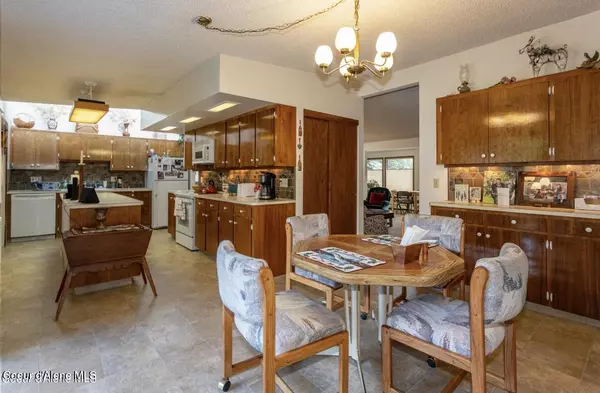 Silverton, ID 83867,118 W 3rd St