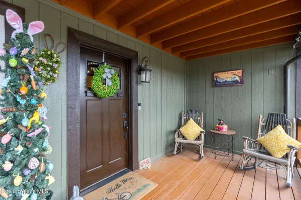 Hayden Lake, ID 83835,10675 N Lakeview Dr