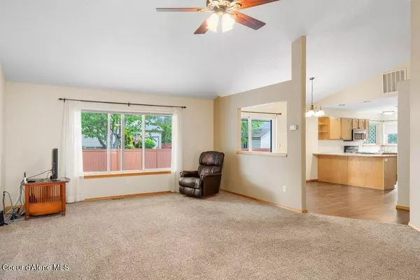 Hayden, ID 83835,8716 N CLOVERLEAF DR
