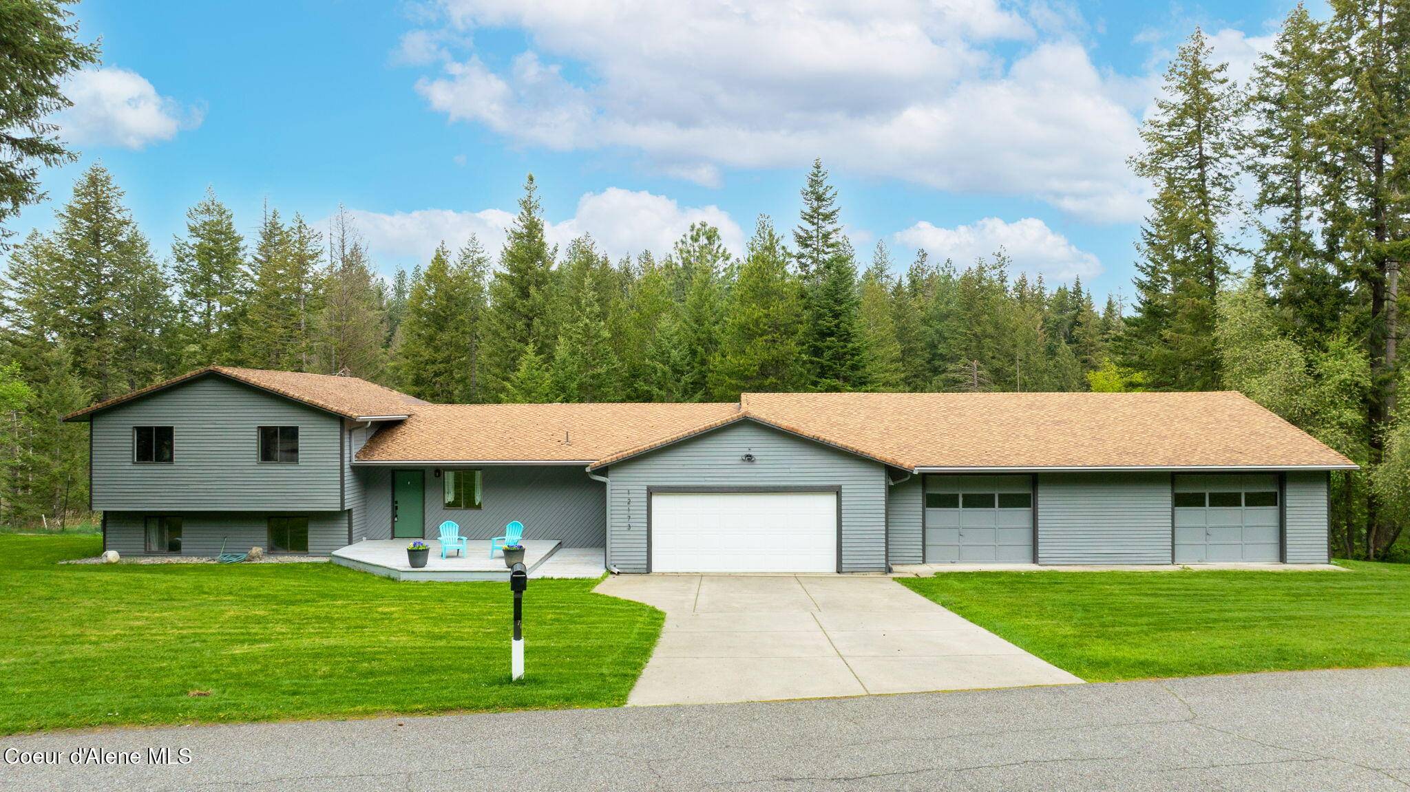 12173 N FRIAR DR, Hayden Lake, ID 83835