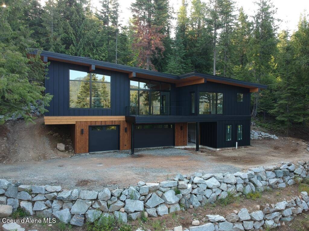 292 Fairway View Dr, Sandpoint, ID 83864