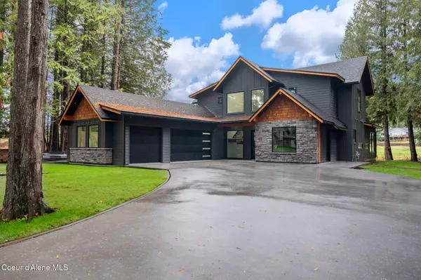 541 N Idaho Club Dr, Sandpoint, ID 83864