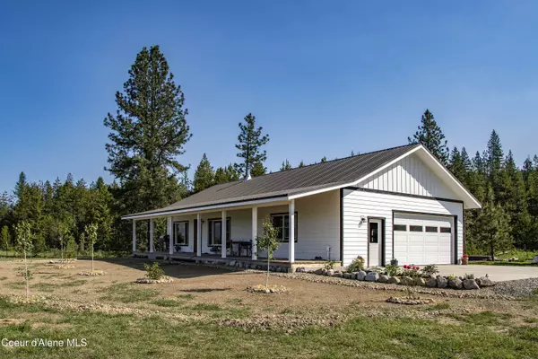 202 Elizabeth Ln, Athol, ID 83801