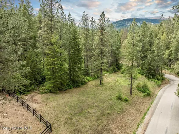 Lot 2 W Barrett Dr, Rathdrum, ID 83858