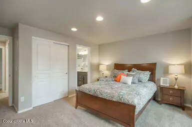 Hayden, ID 83835,289 E GROSBEAK AVE