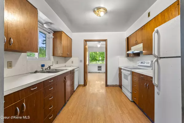 Clark Fork, ID 83811,206 E 2nd Ave