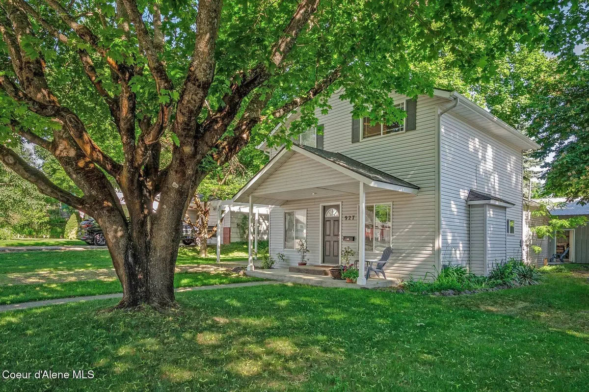 Coeur d'Alene, ID 83814,927 E BIRCH AVE