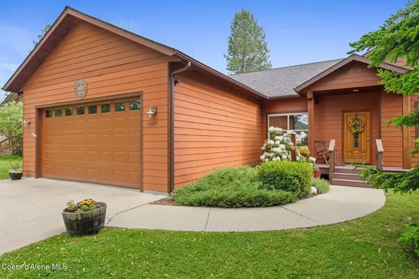 1625 Sequoia, Sandpoint, ID 83864
