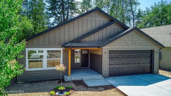 233 Jasper LOOP, Ponderay, ID 83852