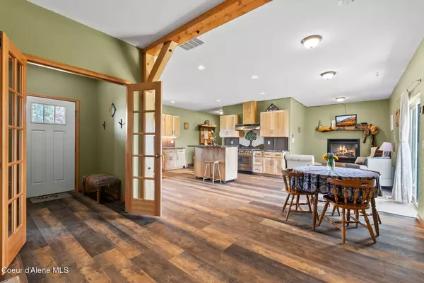 Bonners Ferry, ID 83805,64 Heights Loop